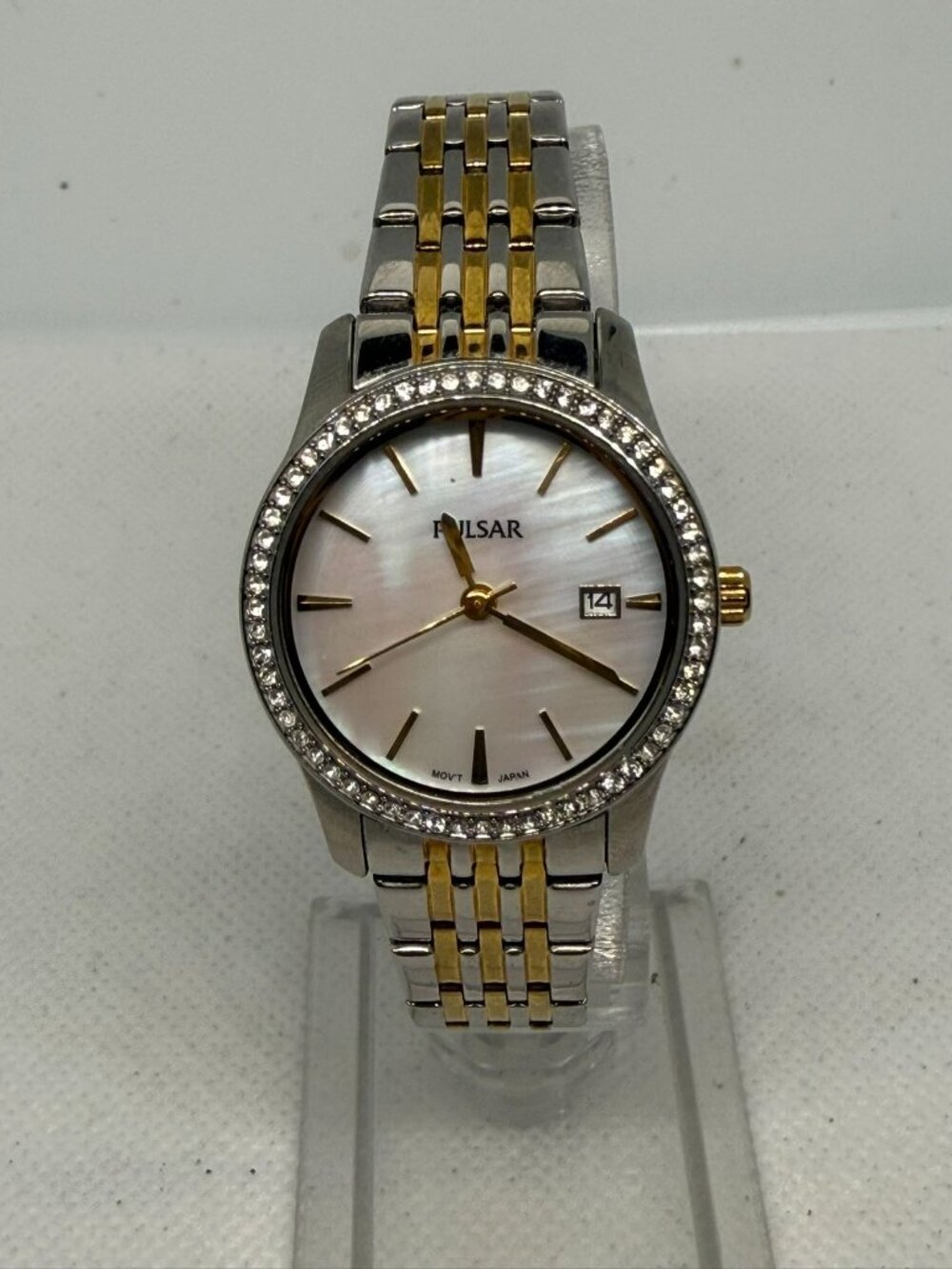 Pulsar PH7235 Women’s Two Tone Stainless Steel Watch Mother of Pearl Quartz